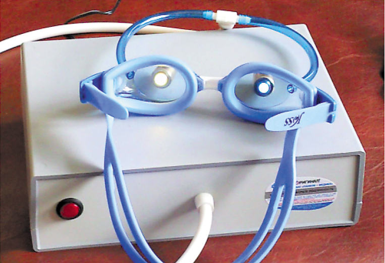 Аппарат для проведения вакуумного пневмомассажа АВМО 01 «очки Сидоренко»